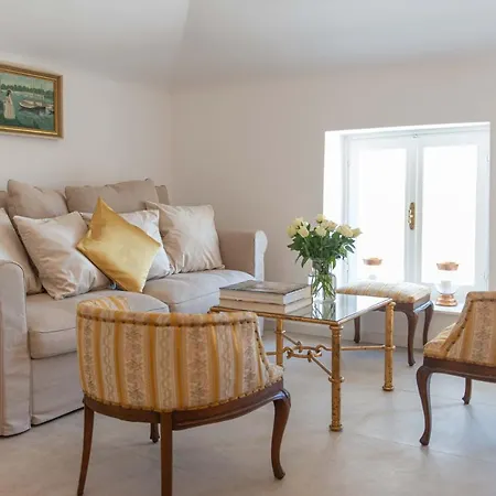 Daire Penthouse At Mascagni Opatija